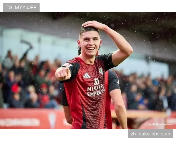 斯特拉斯堡前锋帕尼切利9球领跑，成本赛季最大发现